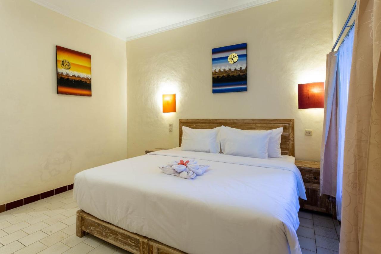 Utama Villas Beach Front Candidasa Esterno foto