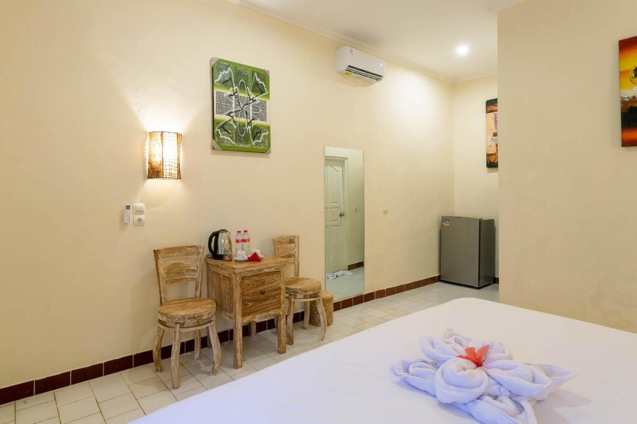 Utama Villas Beach Front Candidasa Esterno foto